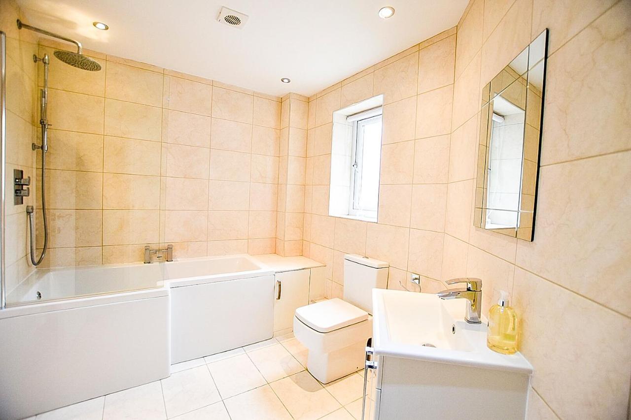 Sunderland Short Stays 2 Bedroom Apartment Free Parking Fulwell Sr6 Exteriér fotografie