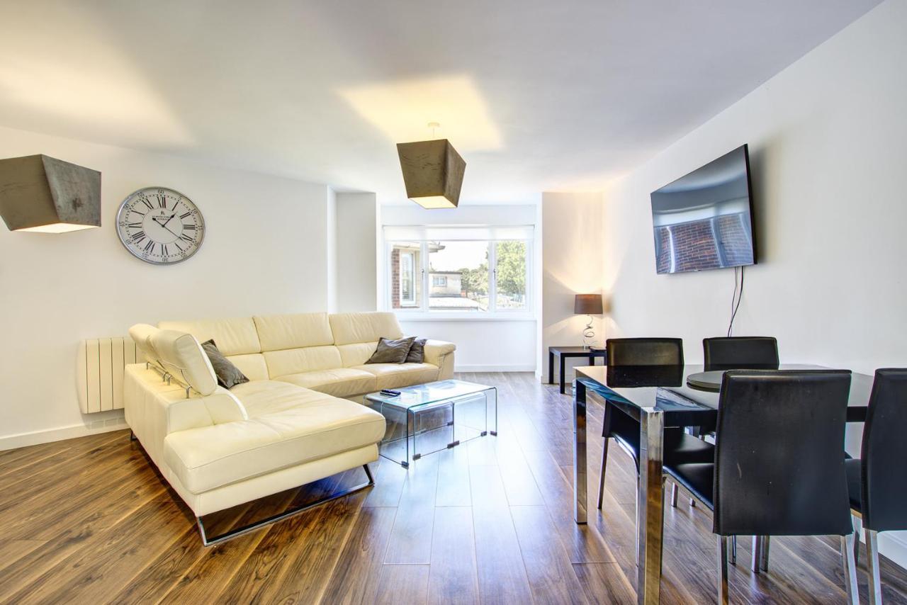 Sunderland Short Stays 2 Bedroom Apartment Free Parking Fulwell Sr6 Exteriér fotografie