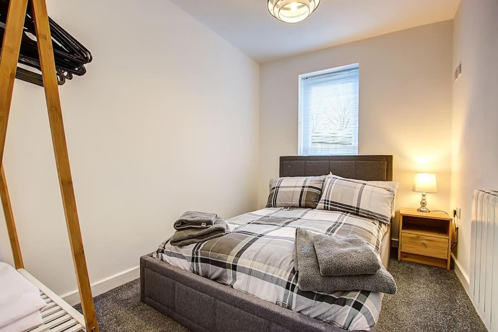 Sunderland Short Stays 2 Bedroom Apartment Free Parking Fulwell Sr6 Exteriér fotografie